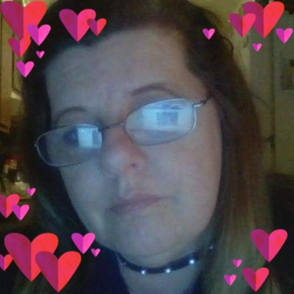 Meet your Posher, Cindy - Picture 1 of 1